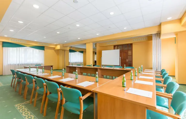 Ośrodek Wczasowo- Szkoleniowy Helena - photo 1