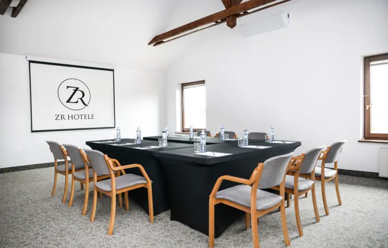 Dwór w Tomaszowicach - photo 1