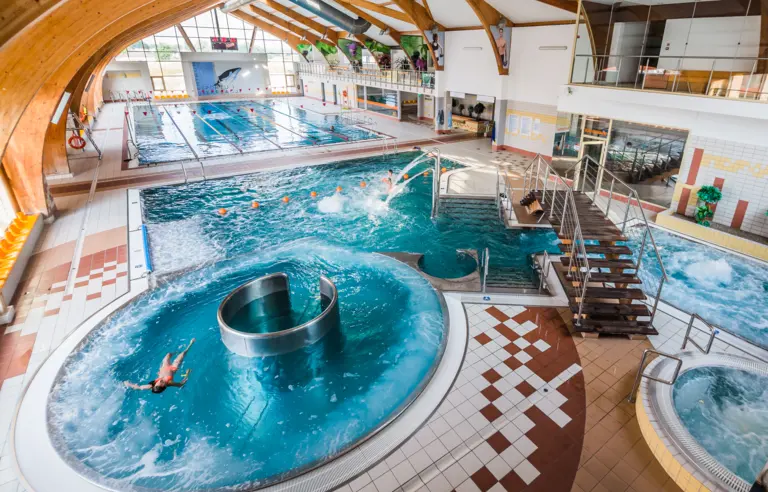 Centrum Sportu i Rekreacji OLENDER w Wielkiej Nieszawce koło Torunia - zdjęcie 1