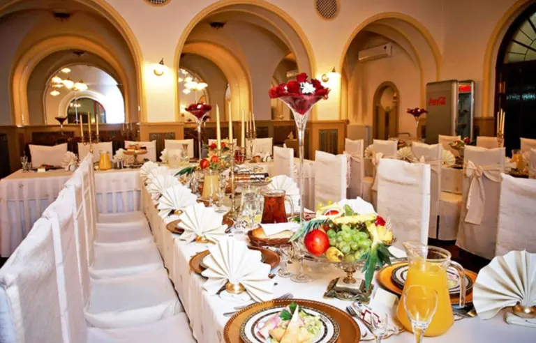 Hotel Bristol Tarnów - zdjęcie 1