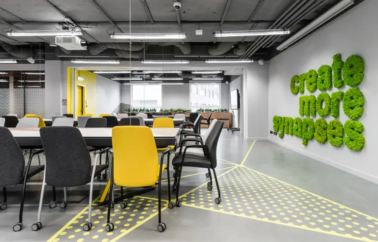 Brain Embassy Postępu 15 - zdjęcie 1