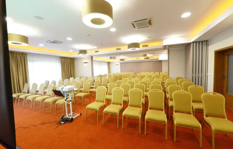 Przylądek Daglezja nad Jeziorem Kórnickim - photo 1