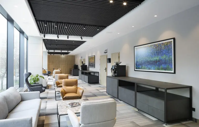 Q Hotel Plus Wrocław - zdjęcie 1