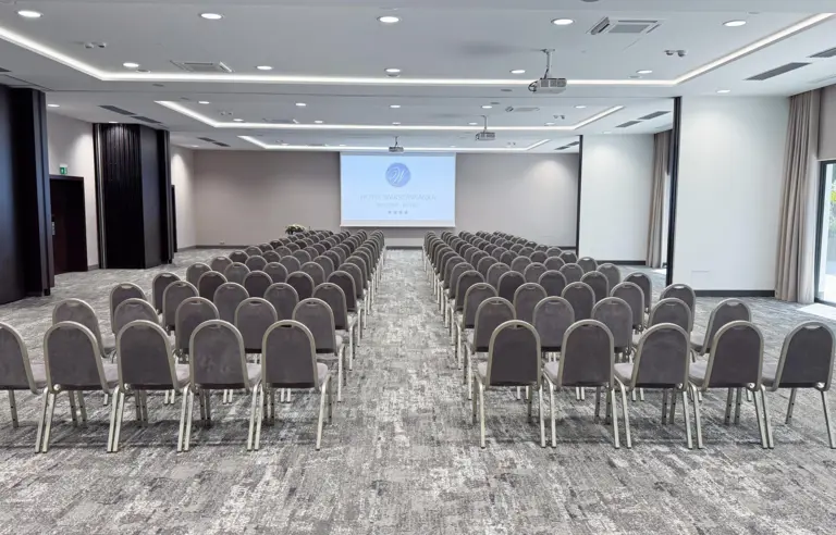 Hotel Warszawianka Centrum Kongresowe - photo 1