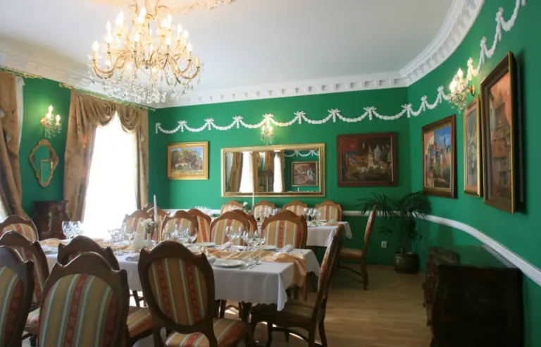 Dworek Wola Ociecka - zdjęcie 1