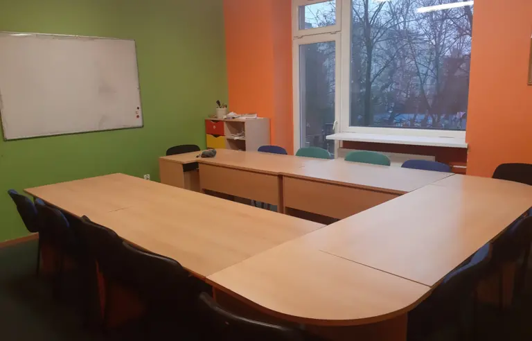 Lloyd Woodley English Language Centre - zdjęcie 1