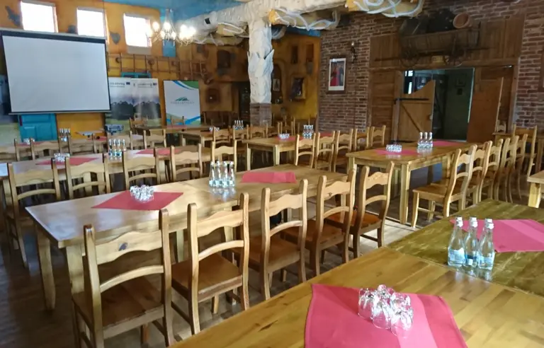 Hotel Restauracja Jaś Wędrowniczek - zdjęcie 1