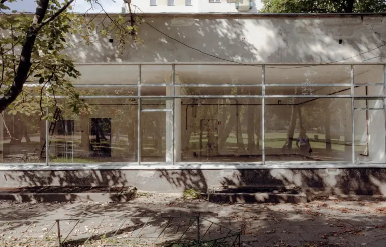 Pawilon Bliska 12 Warszawa