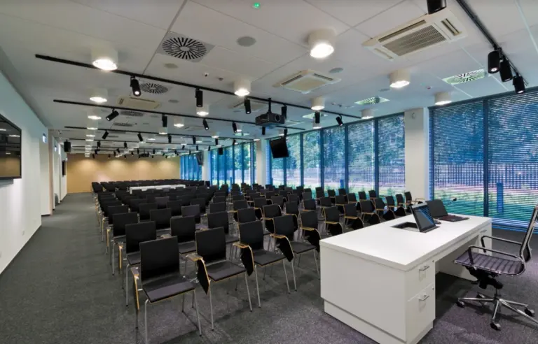 Centrum Zaawansowanych Materiałów i Technologii CEZAMAT Politechniki Warszawskiej - zdjęcie 1