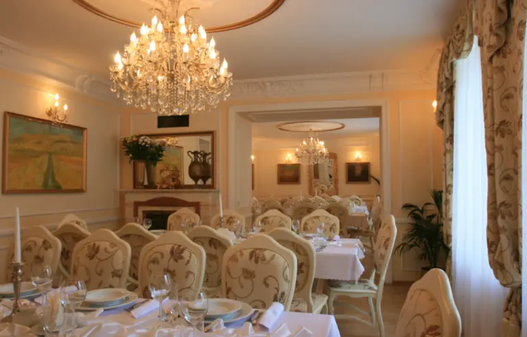 Dworek Wola Ociecka - zdjęcie 1