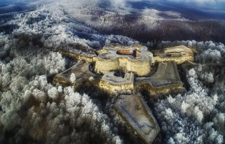 Twierdza Srebrna Góra