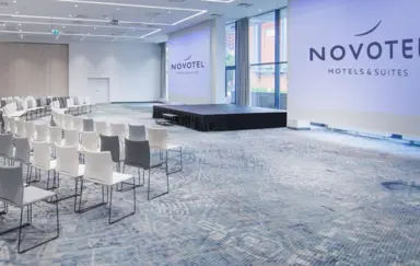 Novotel Poznań Centrum - photo 2