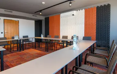 Ośrodek Konferencyjno-Wypoczynkowy Hyrny - zdjęcie 2