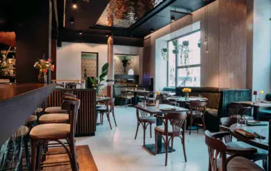 YUZU Warsaw sala