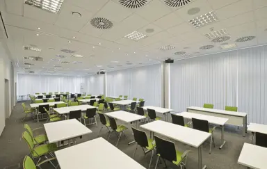 Centrum Konferencyjno-Szkoleniowe - 3 układy