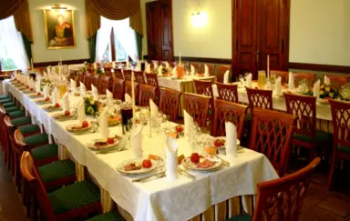 Zamek von Trescov Strykowo konferencje