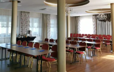Rezydencja Pod Pieprzówkami Zalesie Gorzyckie sala konferencyjna