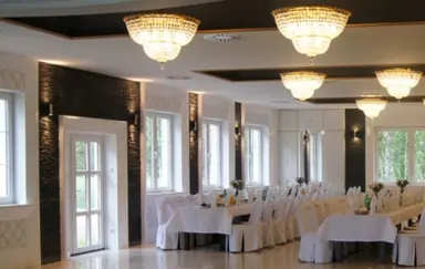 Hotel Leśna Promenada Podzamcze Piekoszowskie k/Piekoszów konferencje