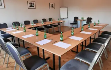 Hotel & Restaurant Garden Olesnica sala konferencyjna