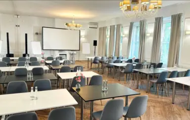 Samo Centrum Wszechświata/Warsaw Event Space - zdjęcie 2