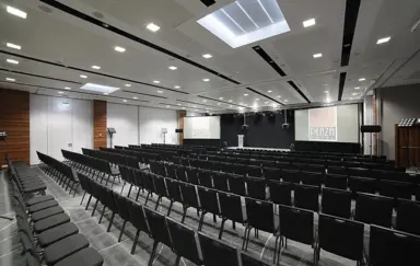 Warsaw Plaza Hotel A+B