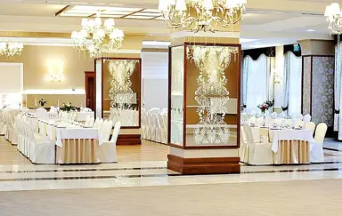 Hotel Trzy Róże - zdjęcie 2