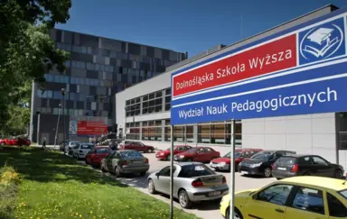 Dolnośląska Szkoła Wyższa - zdjęcie 3