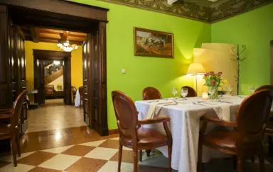 Zamek Dubiecko - photo 2