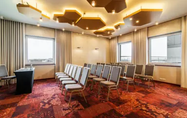 Airport Hotel Okęcie - photo 2