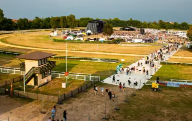 Wrocławski Tor Wyścigów Konnych - Partynice - zdjęcie 2