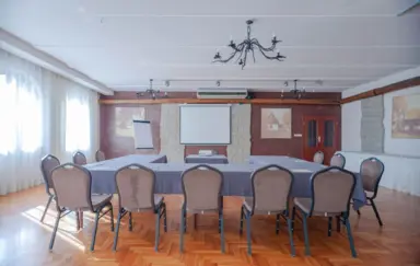 Hotel Restauracja August Brzesko sala konferencyjna