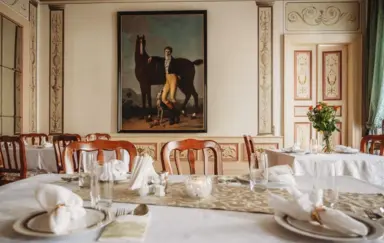 Pałac i Stadnina Koni Walewice restauracja