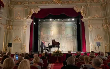 Teatr Zdrojowy im. Henryka Wieniawskiego - photo 2