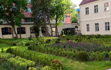 Herbal Hotel - photo 3