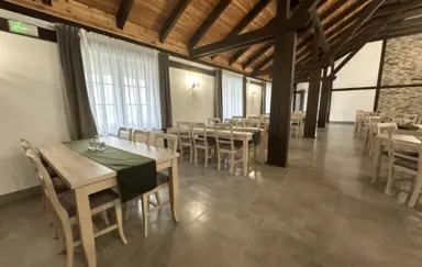 Karczma u Jakuba Brzezimierz sala