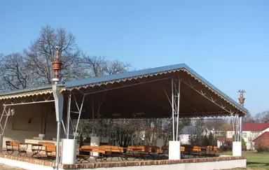 Pod Arkadami korczew