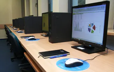 Sala komputerowa WZ UŁ