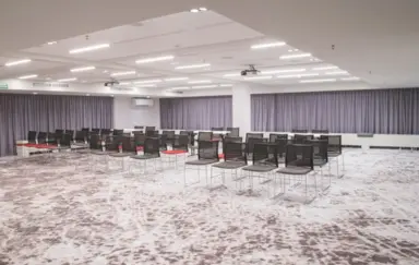 Novotel Poznań Centrum - photo 2