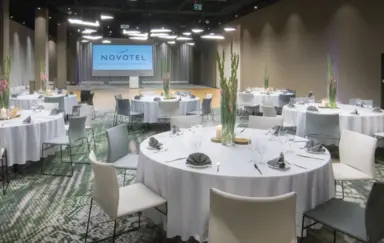 Novotel Poznań Centrum - photo 3