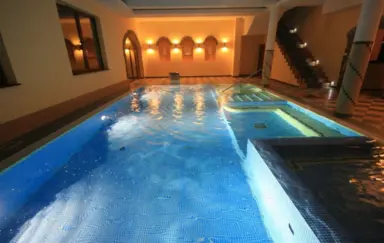 Dwór Ostoia w Klimkówce - zdjęcie 3