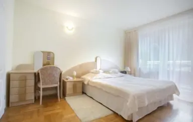 Centrum Zdrowia, Urody i Rekreacji GEOVITA w Krynicy-Zdroju - pokój hotelowy