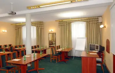 Hotel Leopolis - zdjęcie 2