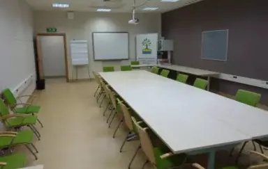 Regionalne Centrum Rozwoju Edukacji Opole sala szkoleniowa