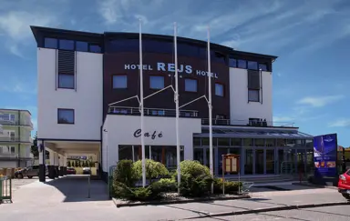 Hotel *** Rejs z zewnątrz.