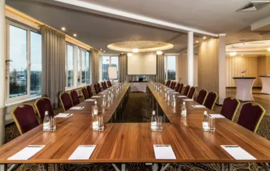 Lord Hotel Warsaw Airport - photo 5