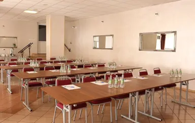 Hotel Mazowiecki Tomaszów Mazowiecki - OBIEKT ZAMKNIĘTY - zdjęcie 2