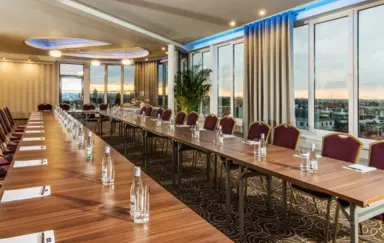 Lord Hotel Warsaw Airport - photo 2