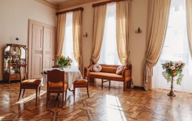 Pałac i Stadnina Koni Walewice sala