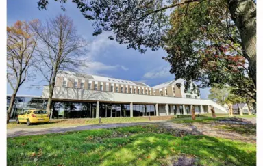 Pałac i Folwark Łochów