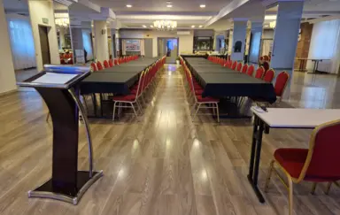 Hotel Przystanek Toruń & Restauracja Lokomotywa - zdjęcie 2